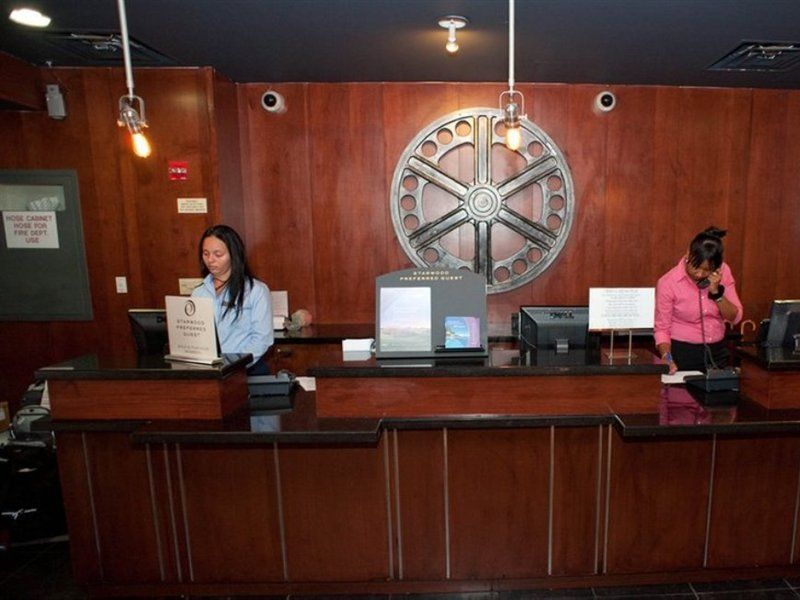 The Chelsean New York Hotel Bagian luar foto